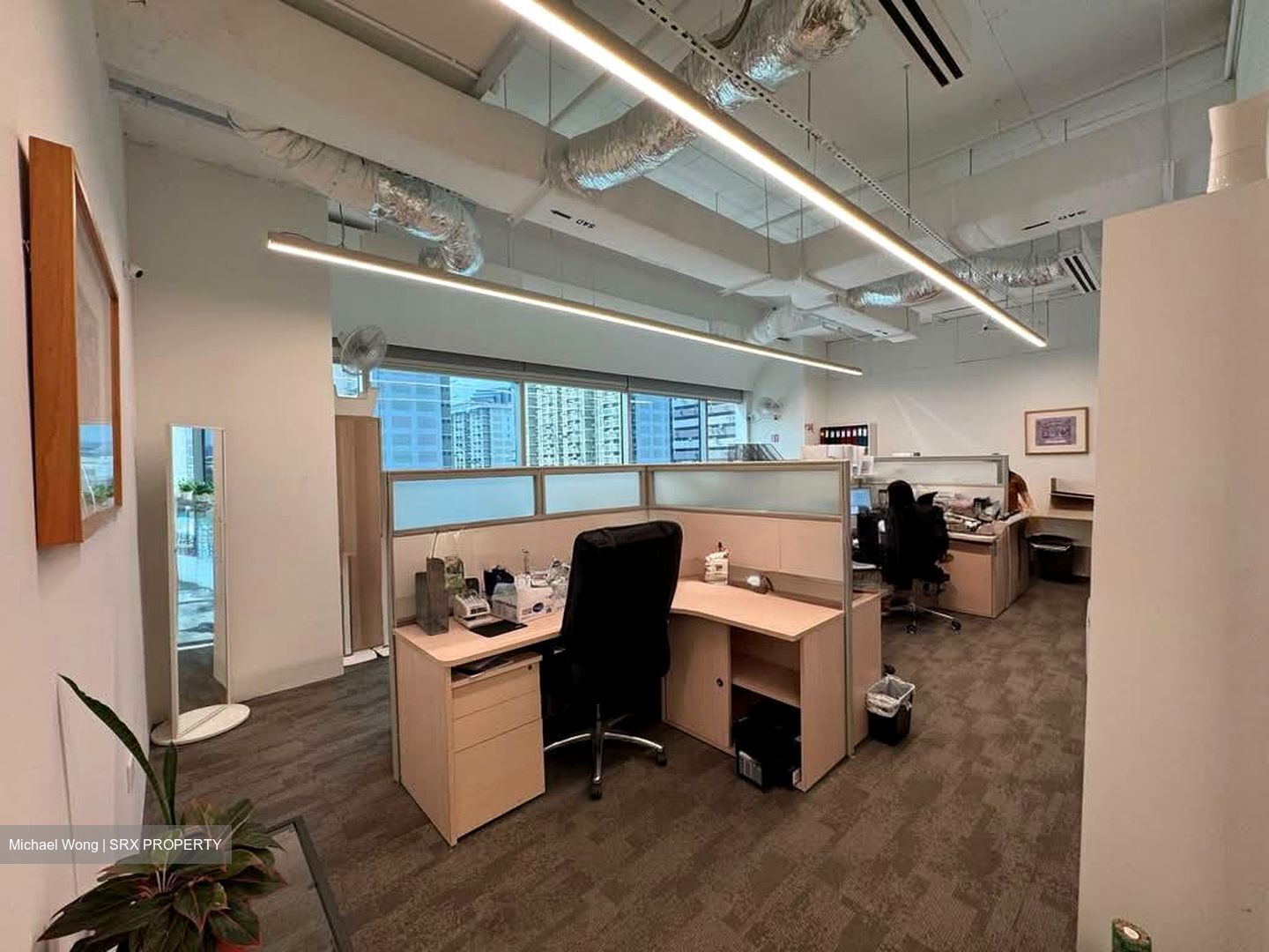 China Square Central (D1), Office #544642421